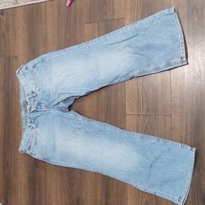 Lucky Brand Capris​